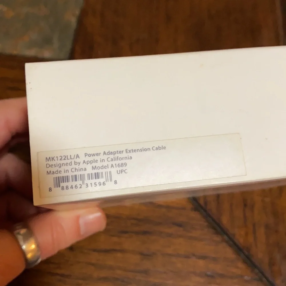 Apple Power Adapter Extension Cable. Model A1689.